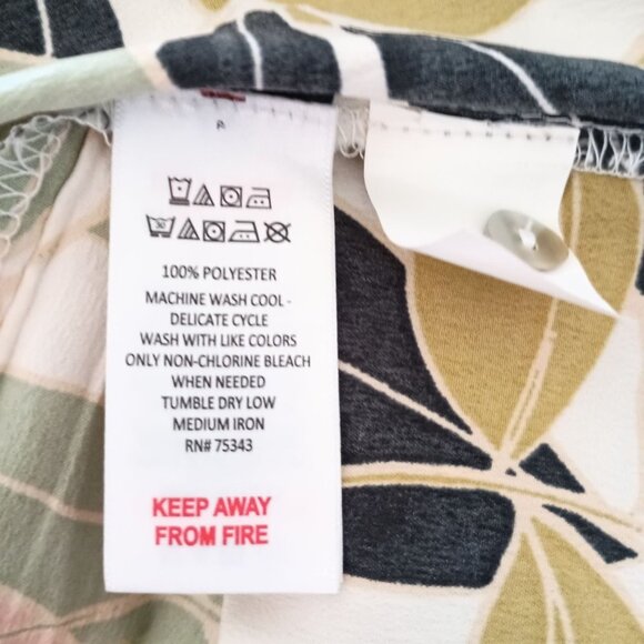 Rachel Zoe Satin Leaf Print Button Front Pajama Top Size M - Picture 2 of 6